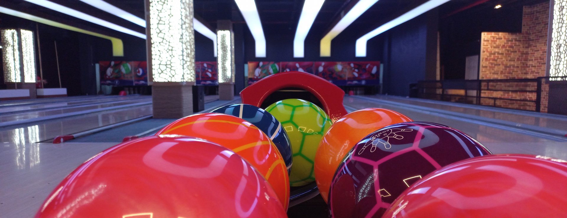 Playbowling salonu