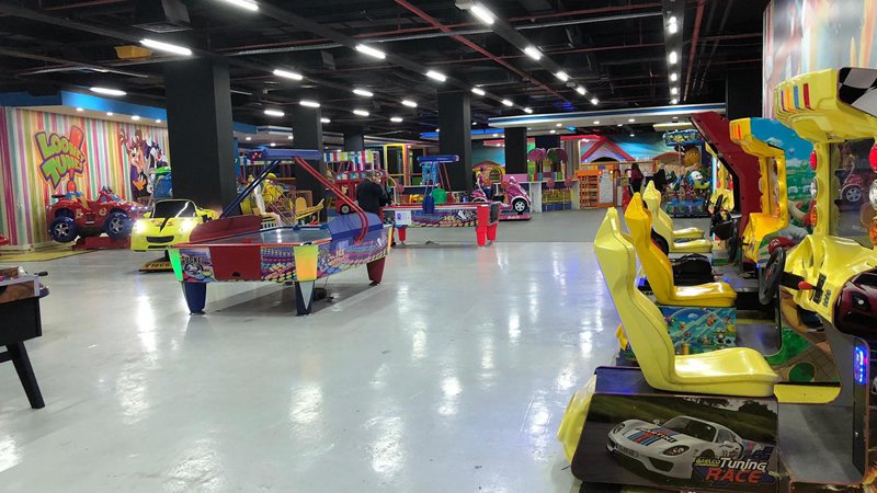 Playland ekranlı oyun makineleri
